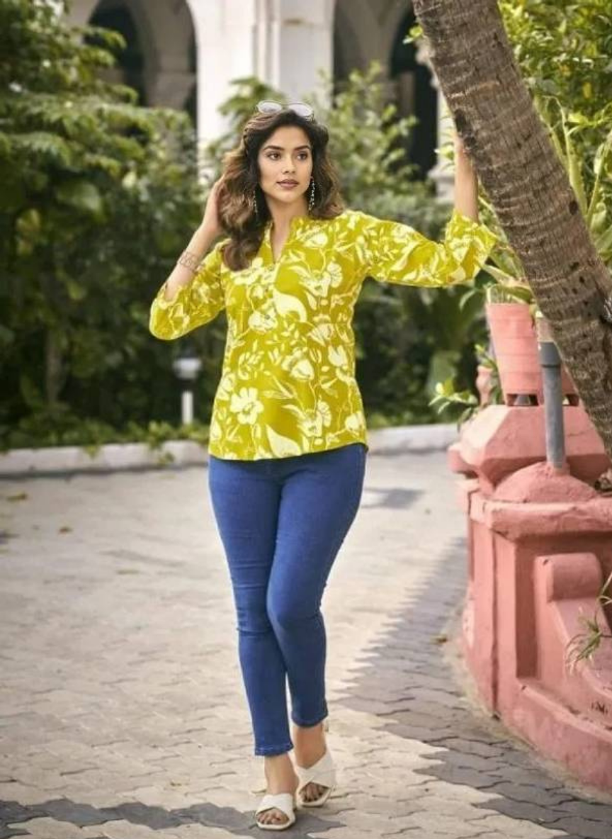 Second image of Casual Regular Sleeves Floral Print Yellow Top