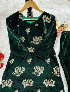 photo_6102667199681072260_y