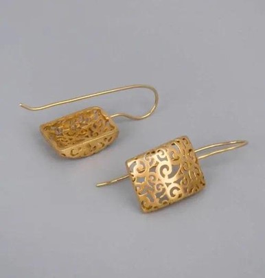 Second image of K&P Fashion Gold Alloy Drop Earrings