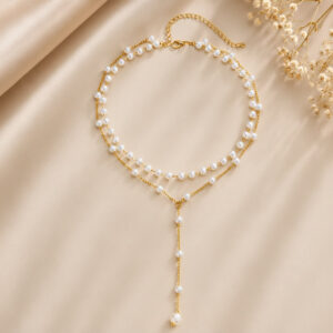 Elegant layered pearl design