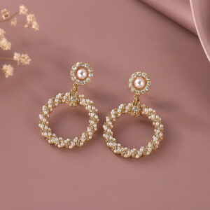 Premium gold-plated finish