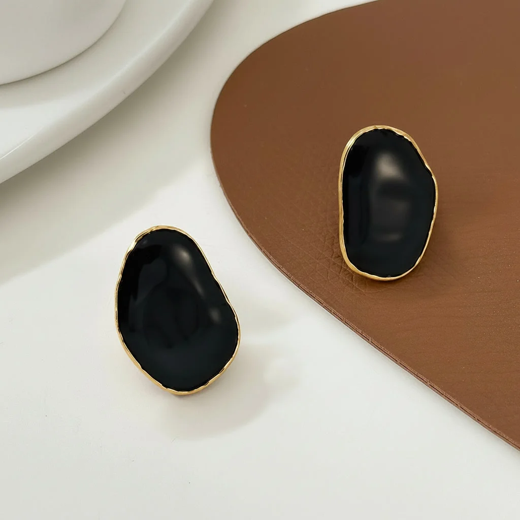 Black Irregular Resin Stud Earrings